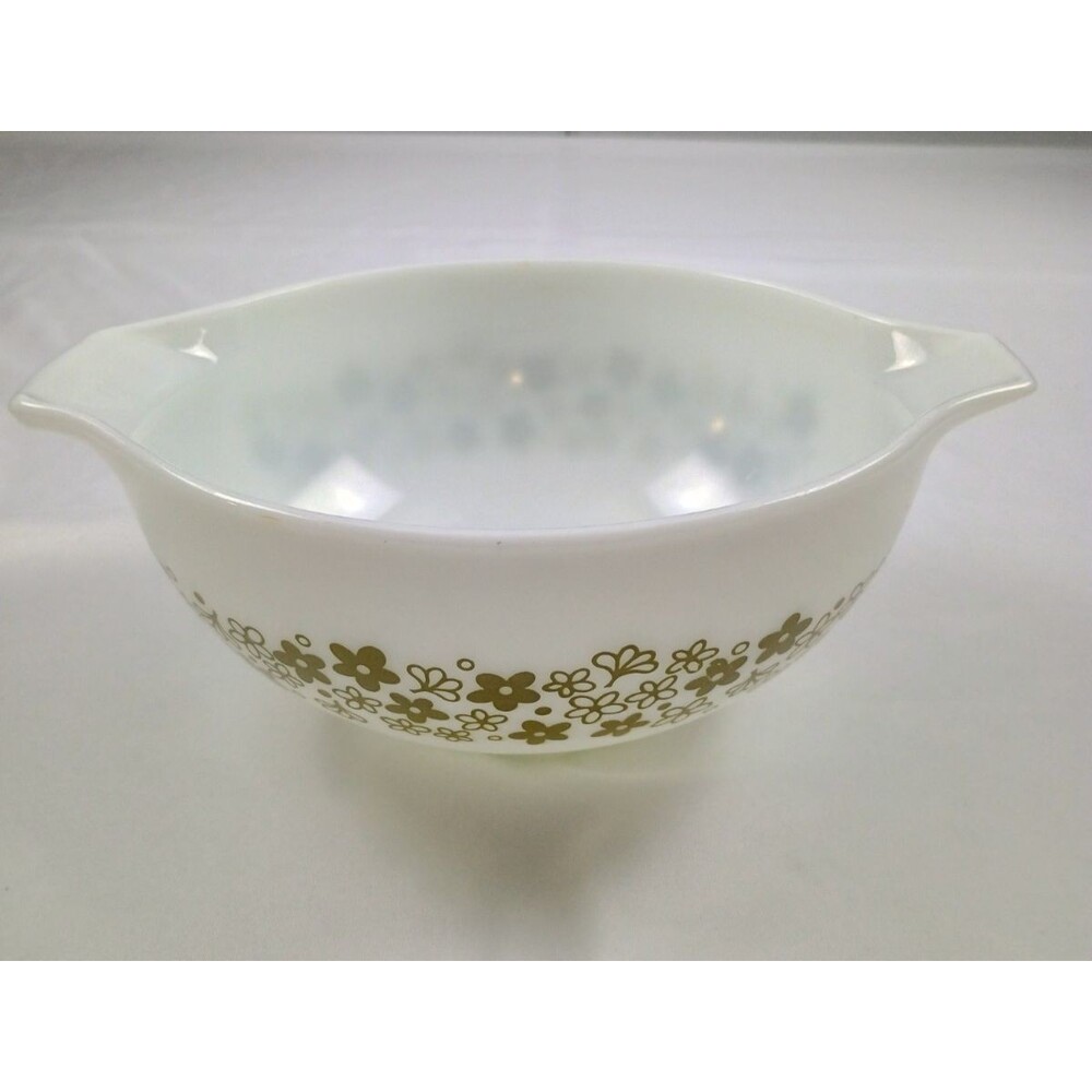 Vintage Pyrex 443 Spring Blossom Cinderella Bowl 2.5 Qt White Green Flowers 70s